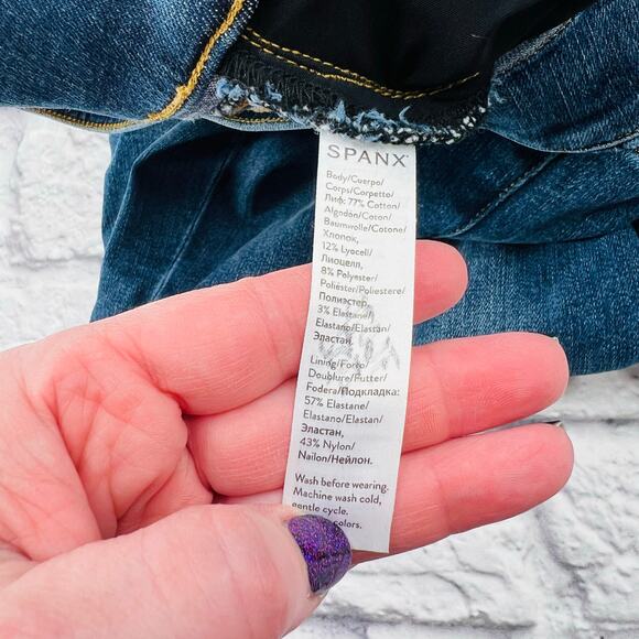 SPANX Women's Distressed Ankle Skinny Jeans Small Medium Wash Pull On Shaping - Picture 7 of 10